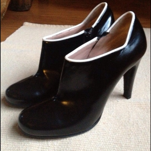 Marc by Marc Jacobs leather booties