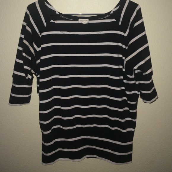 Black and white stripe long shirt