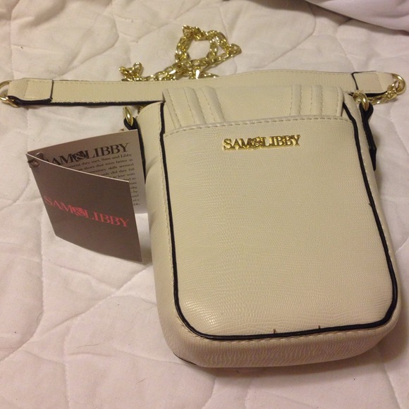 Petite Cream Leather Body Cross Purse