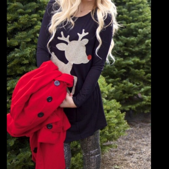 🎉SOLD OUT🎉 Reindeer Gold Glittery Tunic - Picture 2 of 4