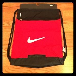 ‼️️PRICE DROP NIKE BAG‼️