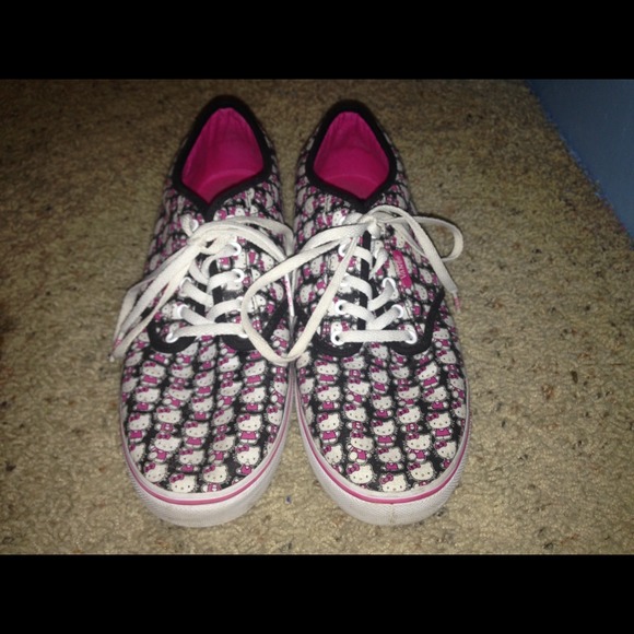 Hello kitty vans and makup holder