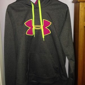 Women's Under Armour SweatShirt