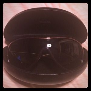 Authentic Prada tortoise shell sunglasses w/ case