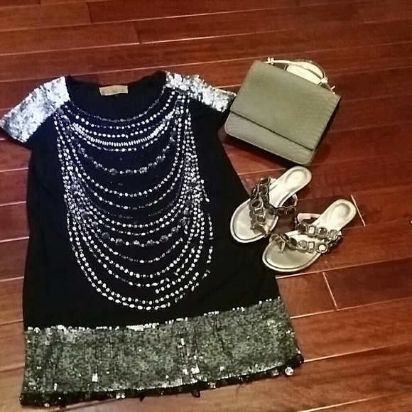 Nicole Miller Dresses & Skirts - 🎉🎉HP12/19🎉🎉NICOLE MILLER Dress💃💃💖💖🌹🌹🌹