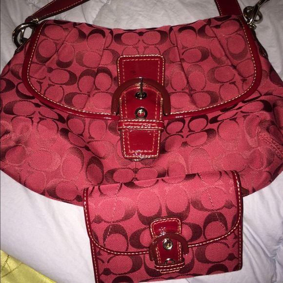 Coach burgundy Set