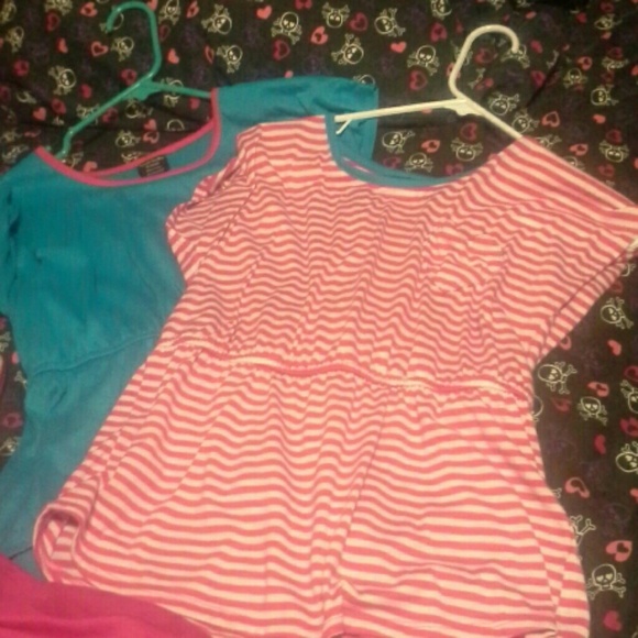 T-shirt bundle. ????