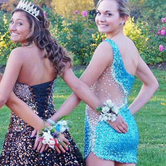 SOLD - Picture 3 of 4