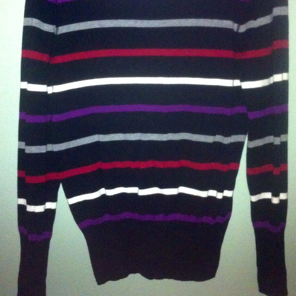 Sweater - Picture 2 of 2