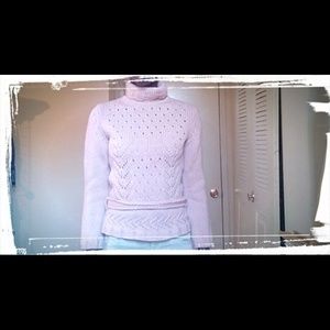 Vtg Adorable, soft warm pink sweater