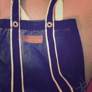 Abercrombie & Fitch tote