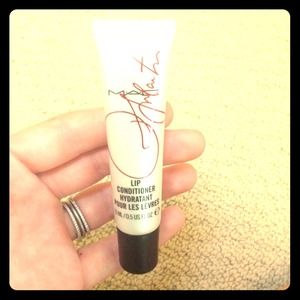 BNWOB limited edition MAC lip conditioner