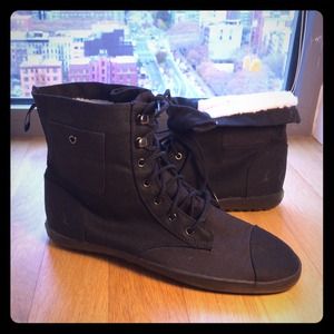 New Keds X Loomstate Lined Sneakers