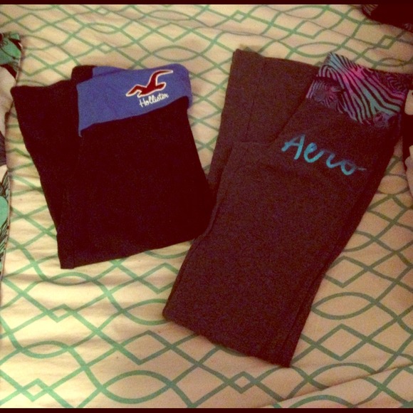 ON HOLD 💛Leggings BUNDLE💛 Aero & Hollister