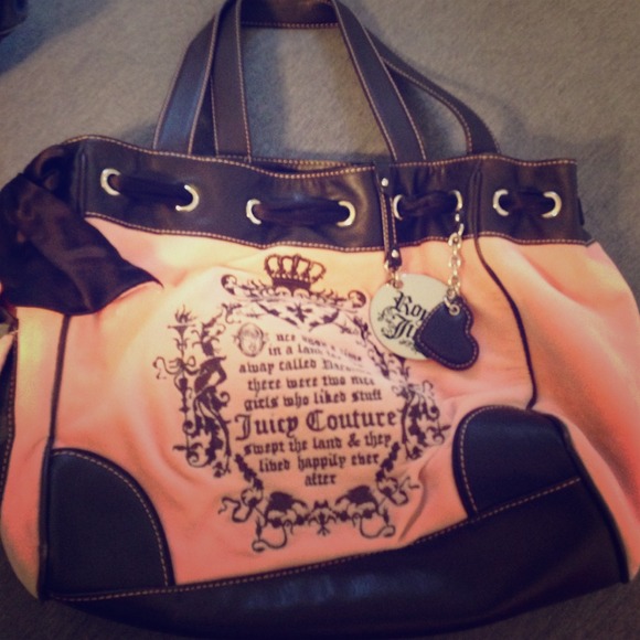 100% authentic Juicy Couture bag.