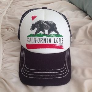 Billabong California love hat