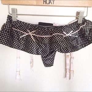 🌟NWT🌙 Victoria's Secret Garter Belt