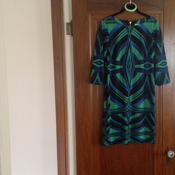 Dresses & Skirts - Shift Dresses Are Back!