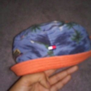 Reverseable Tommy Hilfiger hat