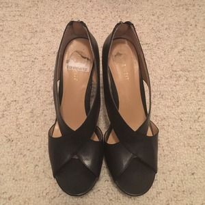 Nine West black platform leather wedges