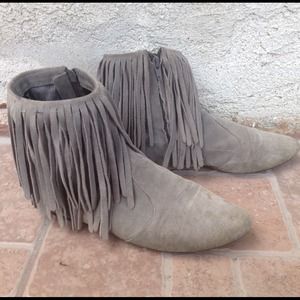 Sam Edelman Ursula grey suede fringe Boho boots