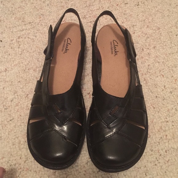 Black Clark sandals