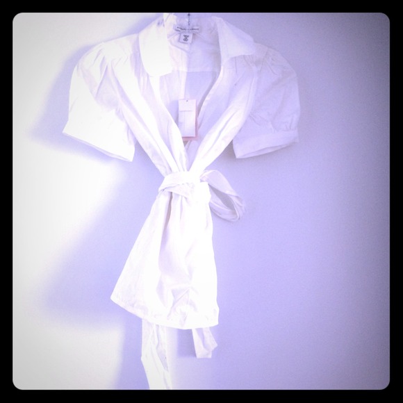 Banana Republic white wrap short sleeve blouse