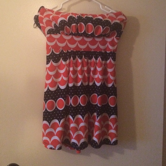 Strapless flowy top - Picture 1 of 1