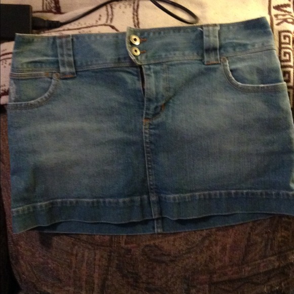 American Eagle skirt