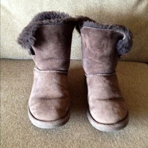 Ugg Bailey Button Boots (Chocolate)