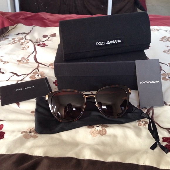 Dolce & Gabbana brown and gold DG2107