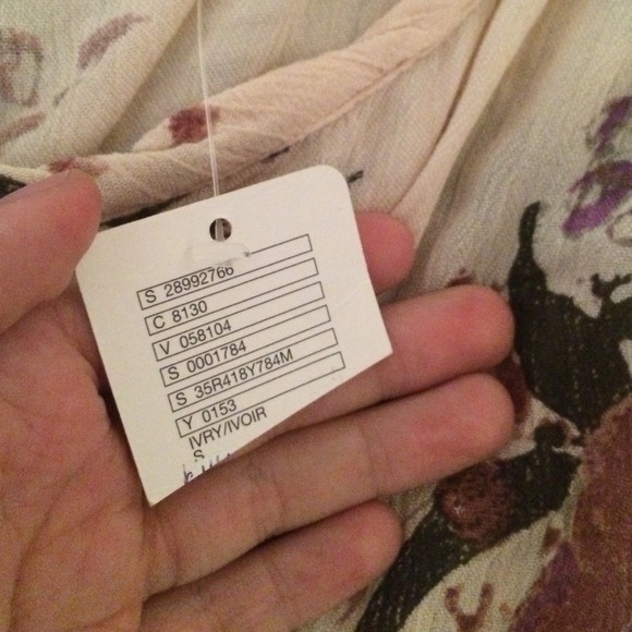 Cream and Light Pink Daisy Lace Dress - Picture 2 of 3