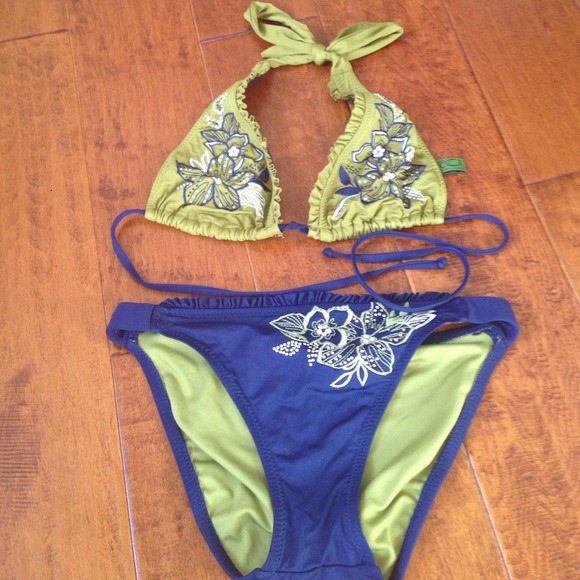 Becca bikini