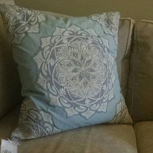 Pottery Batn Pillow cover