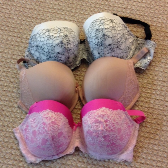 Victoria's Secret bras for.  @valentm99