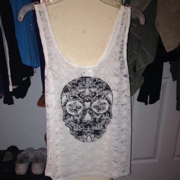 Skull white lace tank