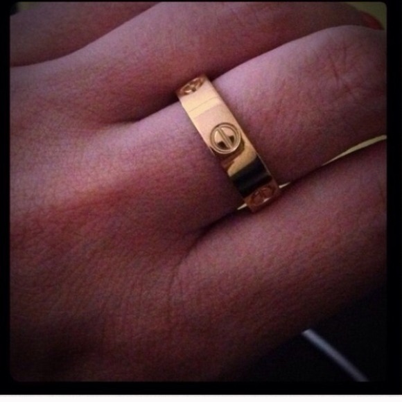 Yellow gold tone screw ring