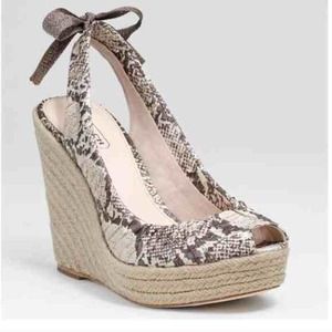 💥1 day sale!💥Coach snake skin wedges!