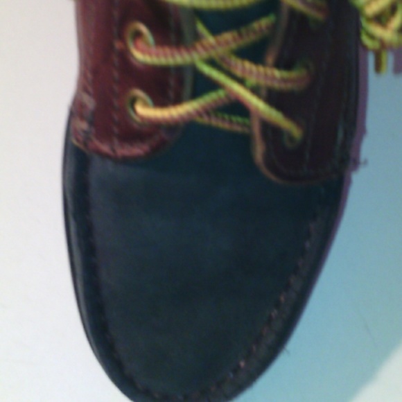 Shoes - Picture 2 of 4