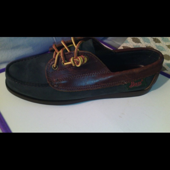 Shoes - Picture 4 of 4
