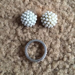 Earrings and ring bundle