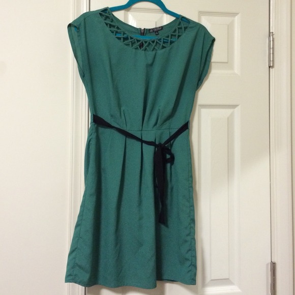 Womens dress size small