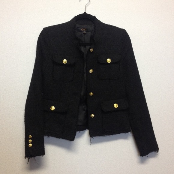 Tweed Black jacket with gold buttons