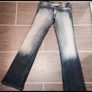 Size 7 plastic by gly jeans