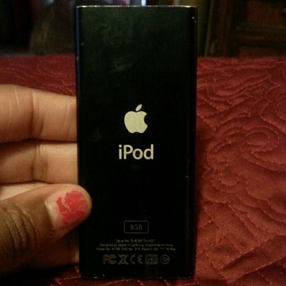 Ipod - Picture 2 of 2