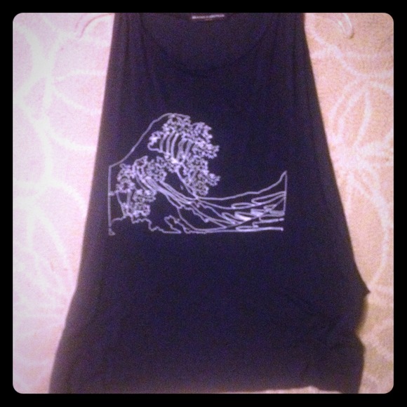 Brandy Melville waves tank