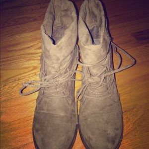 Suede ankle booties!