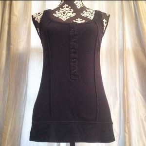 { Dolce & Gabbana } Long Black Button Down Tank