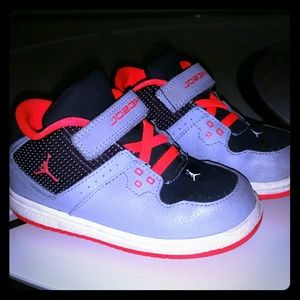 Toddler Jordan gymshoes