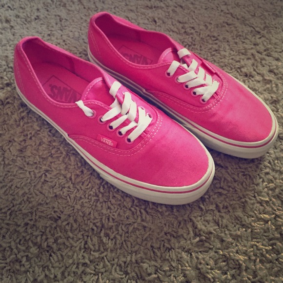 WORN TWICE Vans